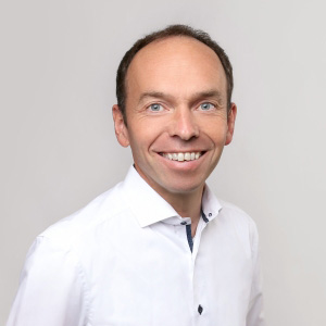  Torsten Gronau